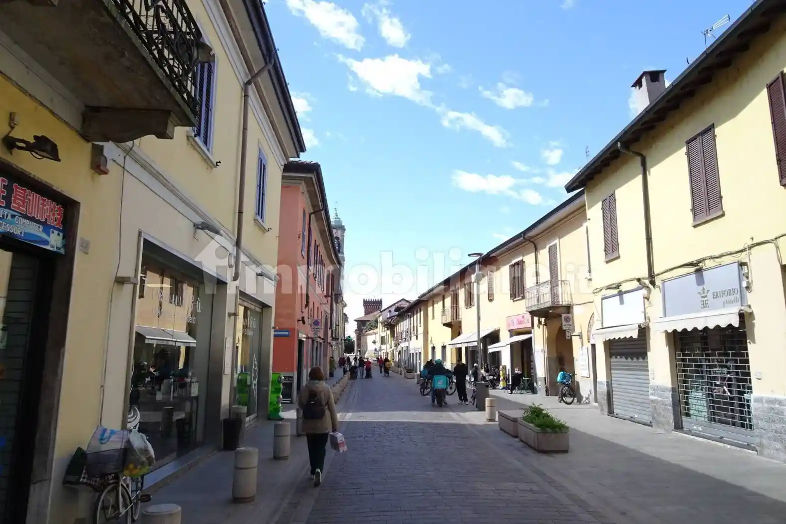 Appartamento in affitto a Rho