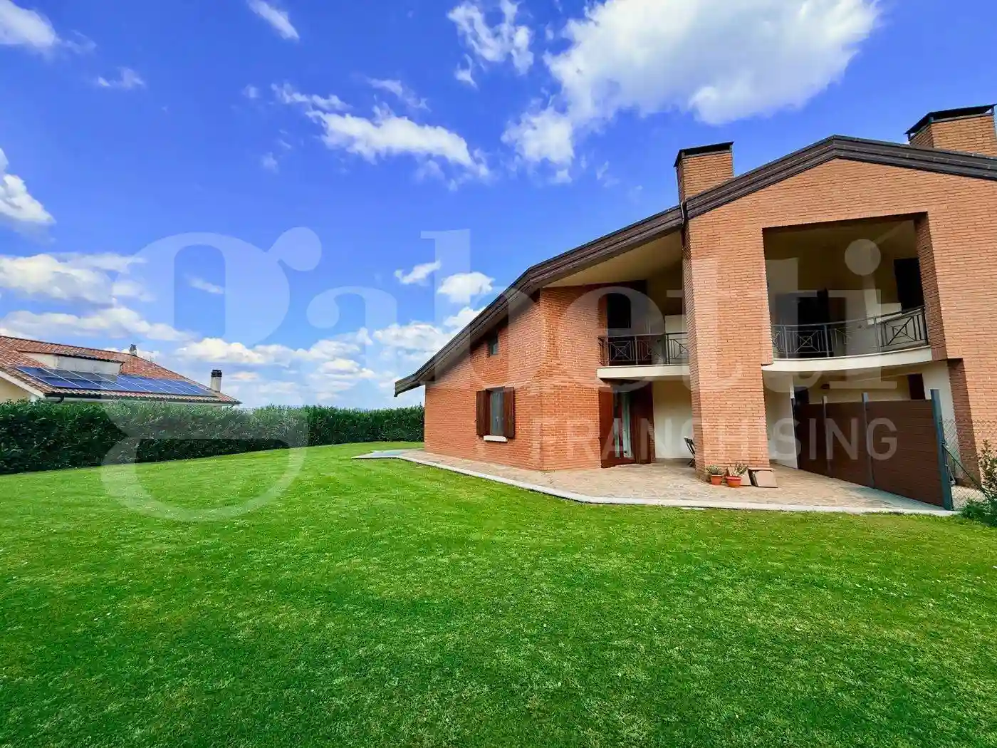 Villa - foto 2