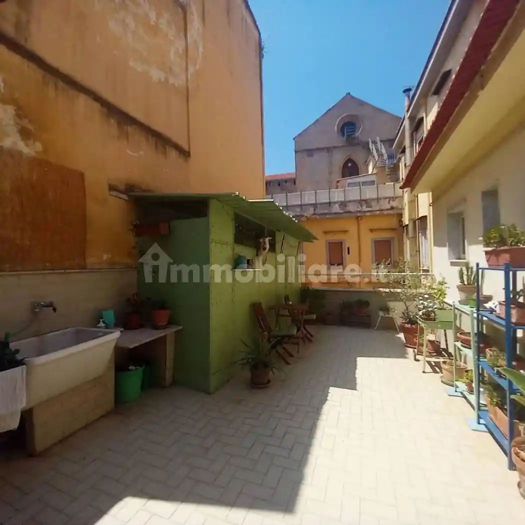 Appartamento in affitto a Napoli