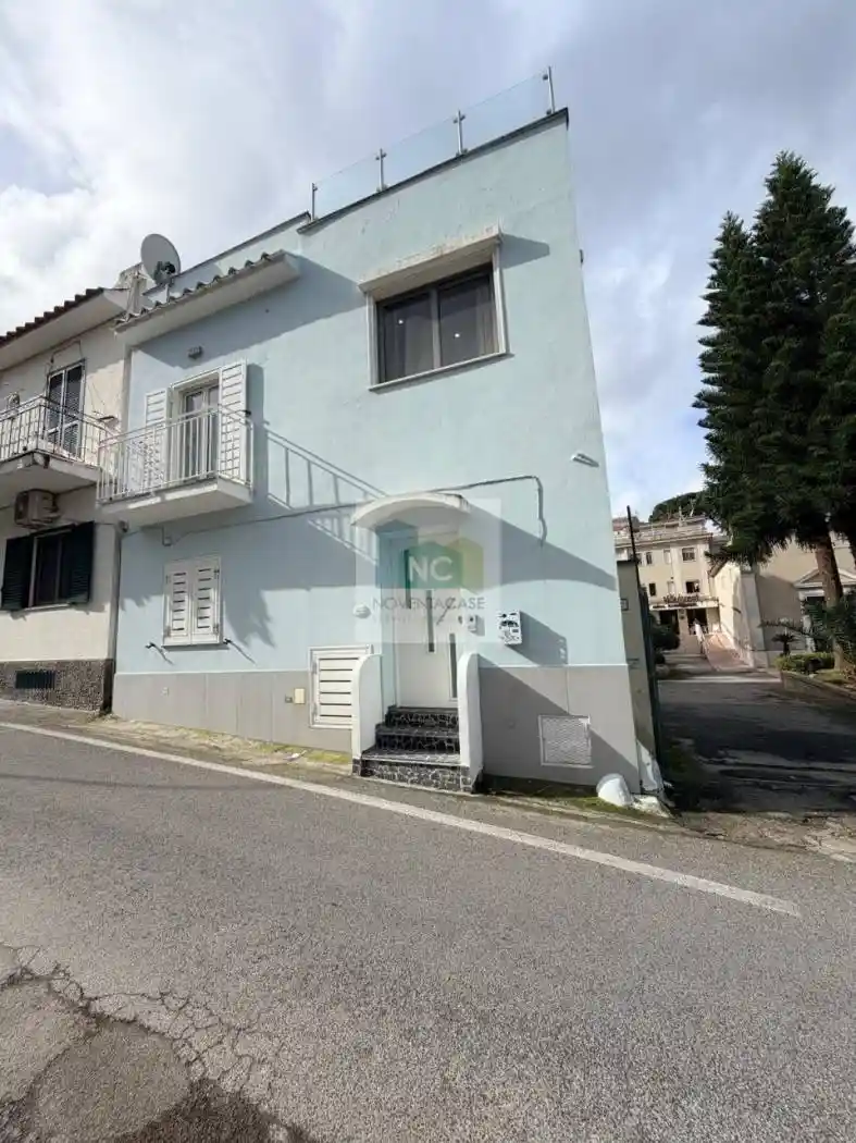 Casa indipendente in vendita a Casamicciola Terme