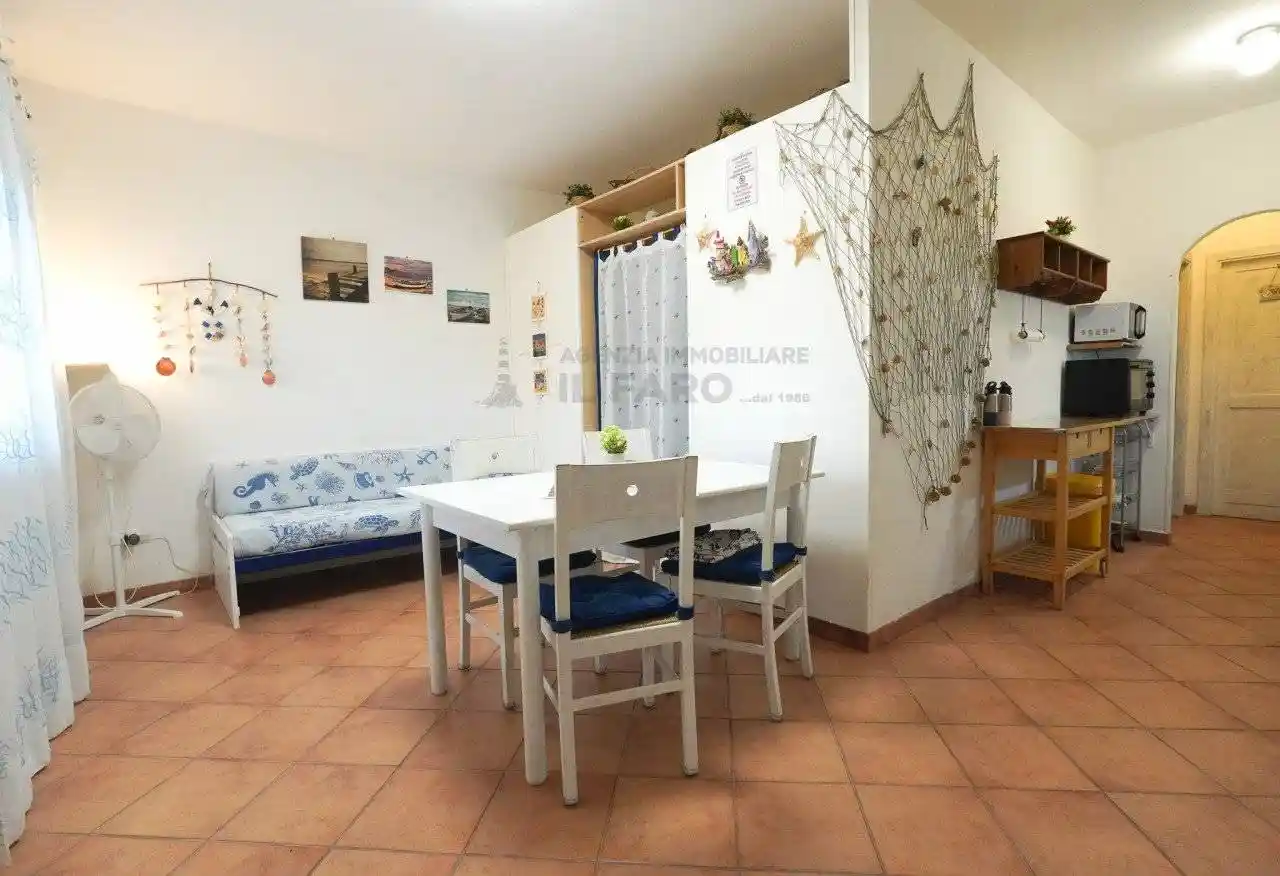 Appartamento in vendita a La Maddalena