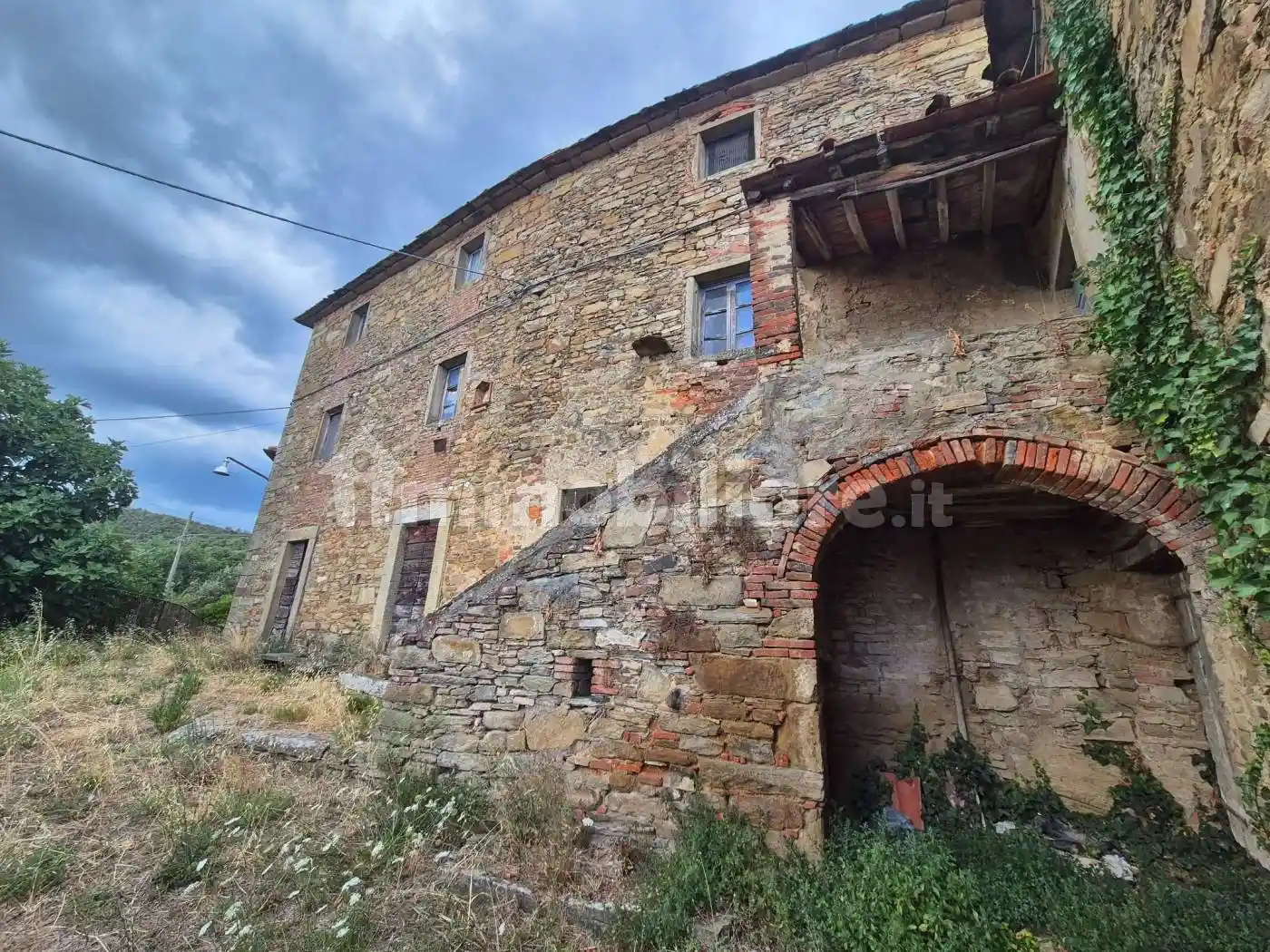 Rustico - Casale in vendita a Castiglion Fiorentino