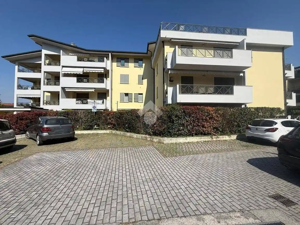 Appartamento in vendita a Desenzano del Garda