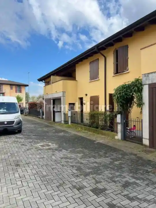 Villetta a schiera in vendita a Reggio Emilia