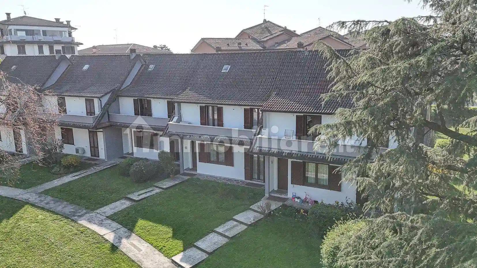 Villetta a schiera - foto 2