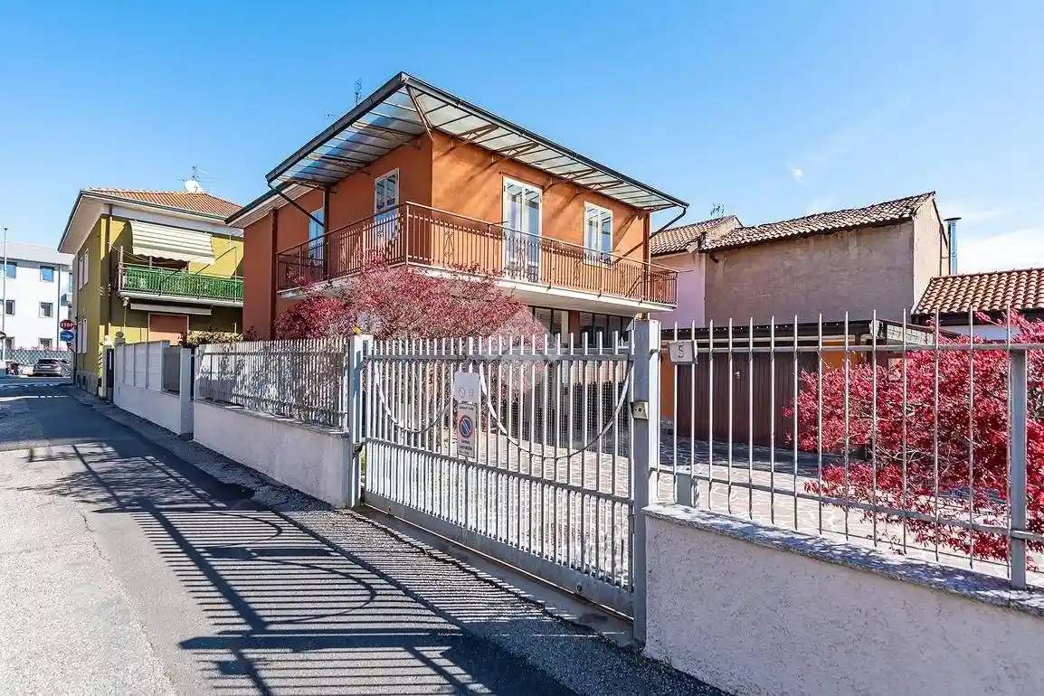 Villa in vendita a Lainate