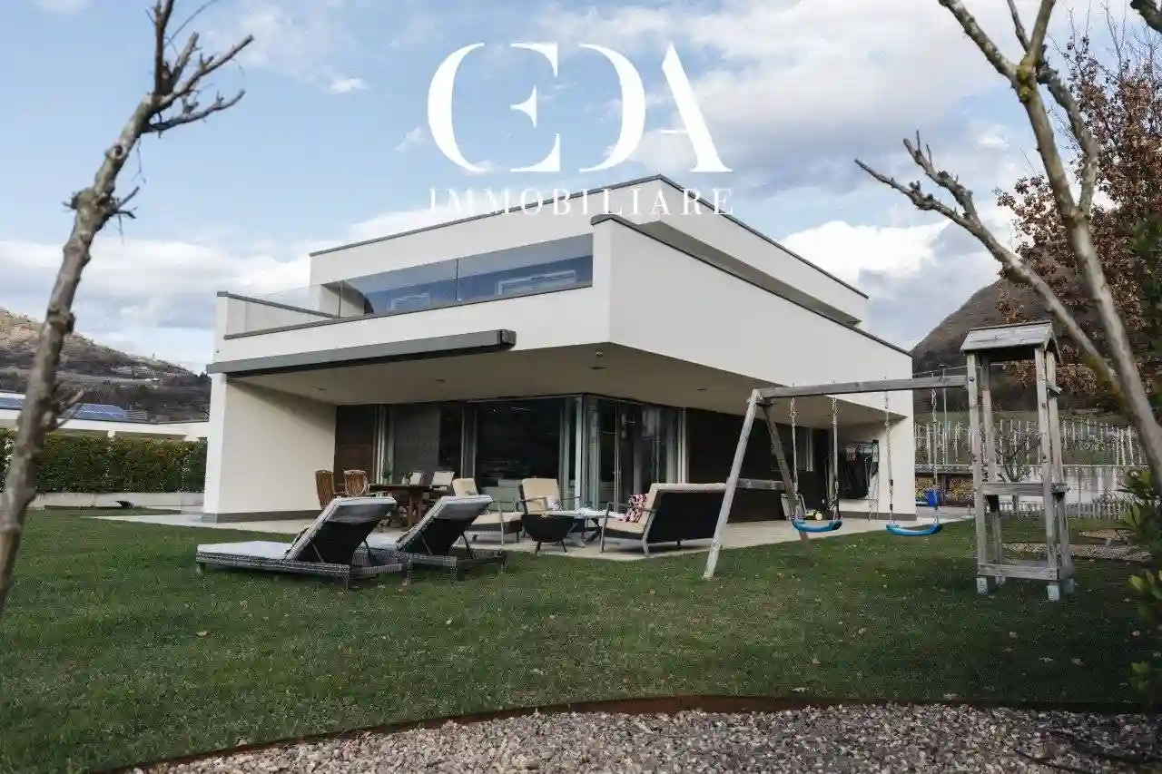 Villa - foto 2