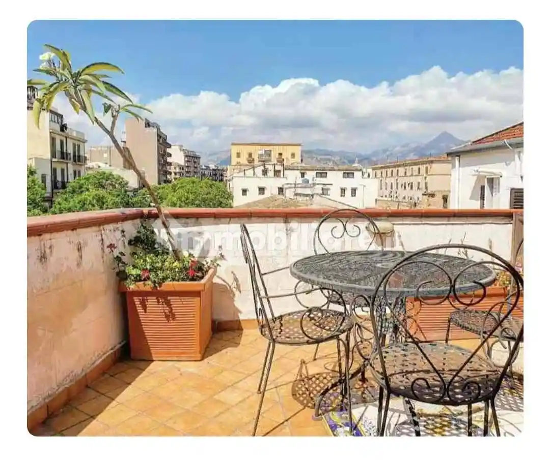 Appartamento in vendita a Palermo
