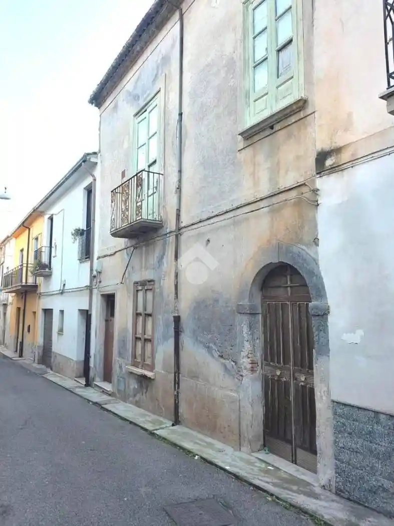 Casa indipendente in vendita a Castrovillari