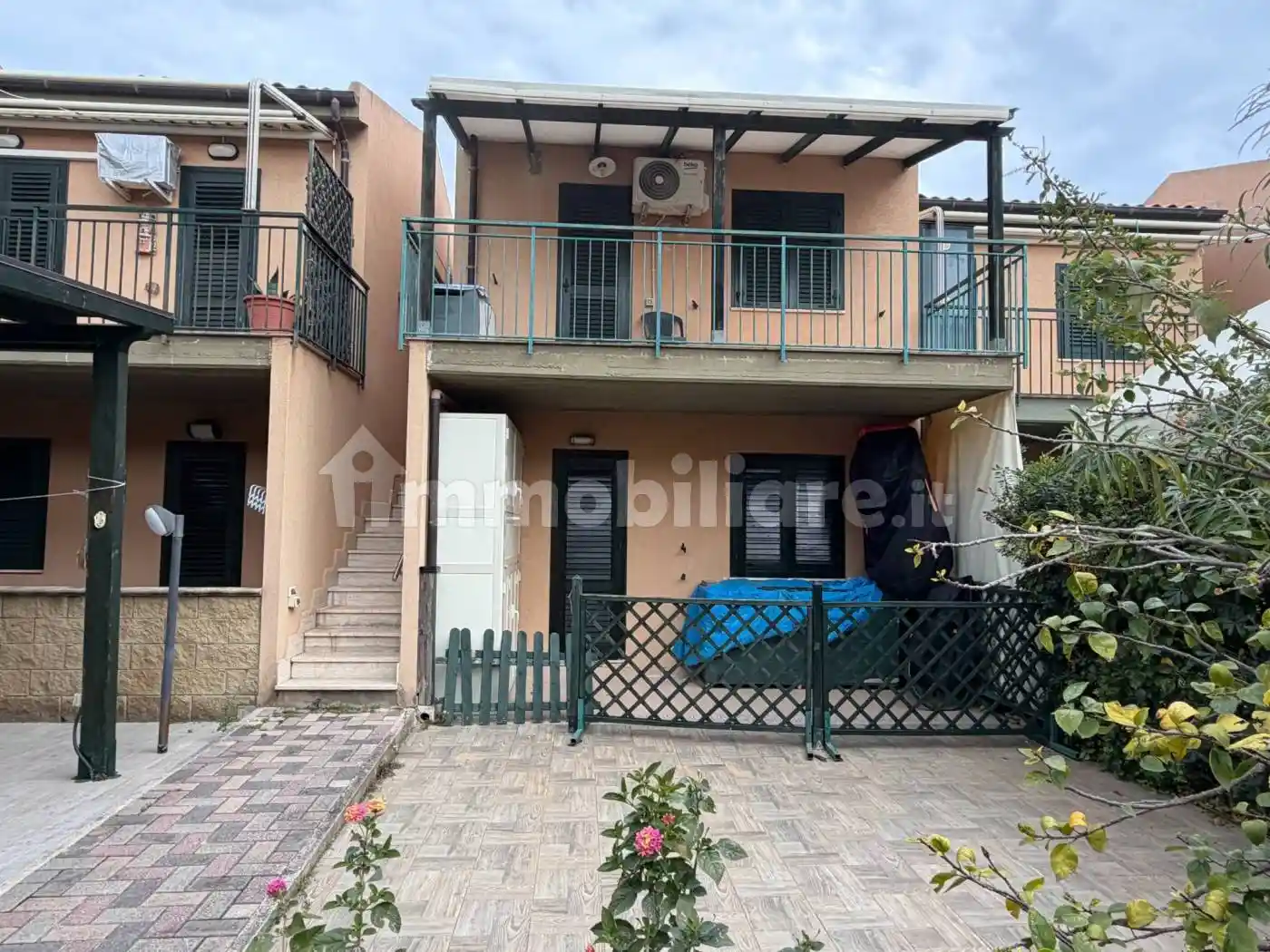 Villa in vendita a Campofelice di Roccella