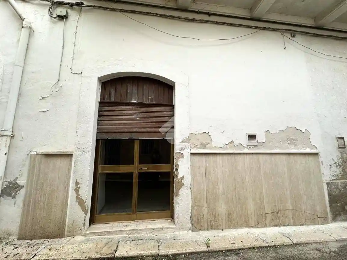 Casa indipendente in vendita a Canosa di Puglia