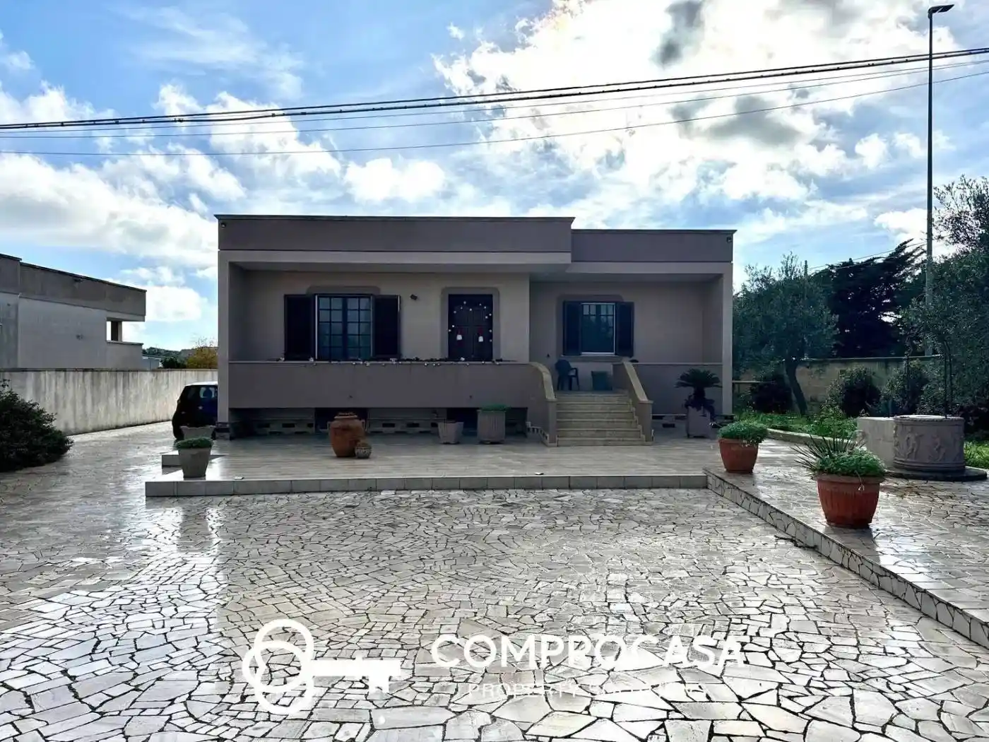 Villa in vendita a Uggiano la Chiesa