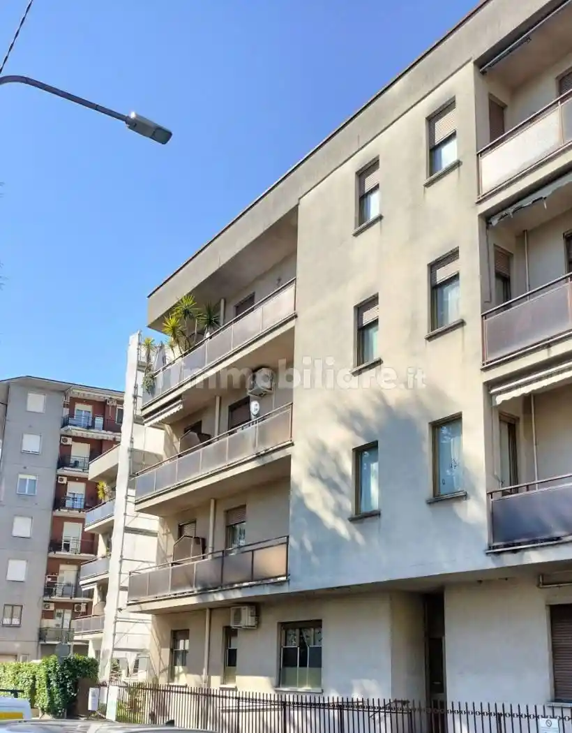 Appartamento in vendita a Monza