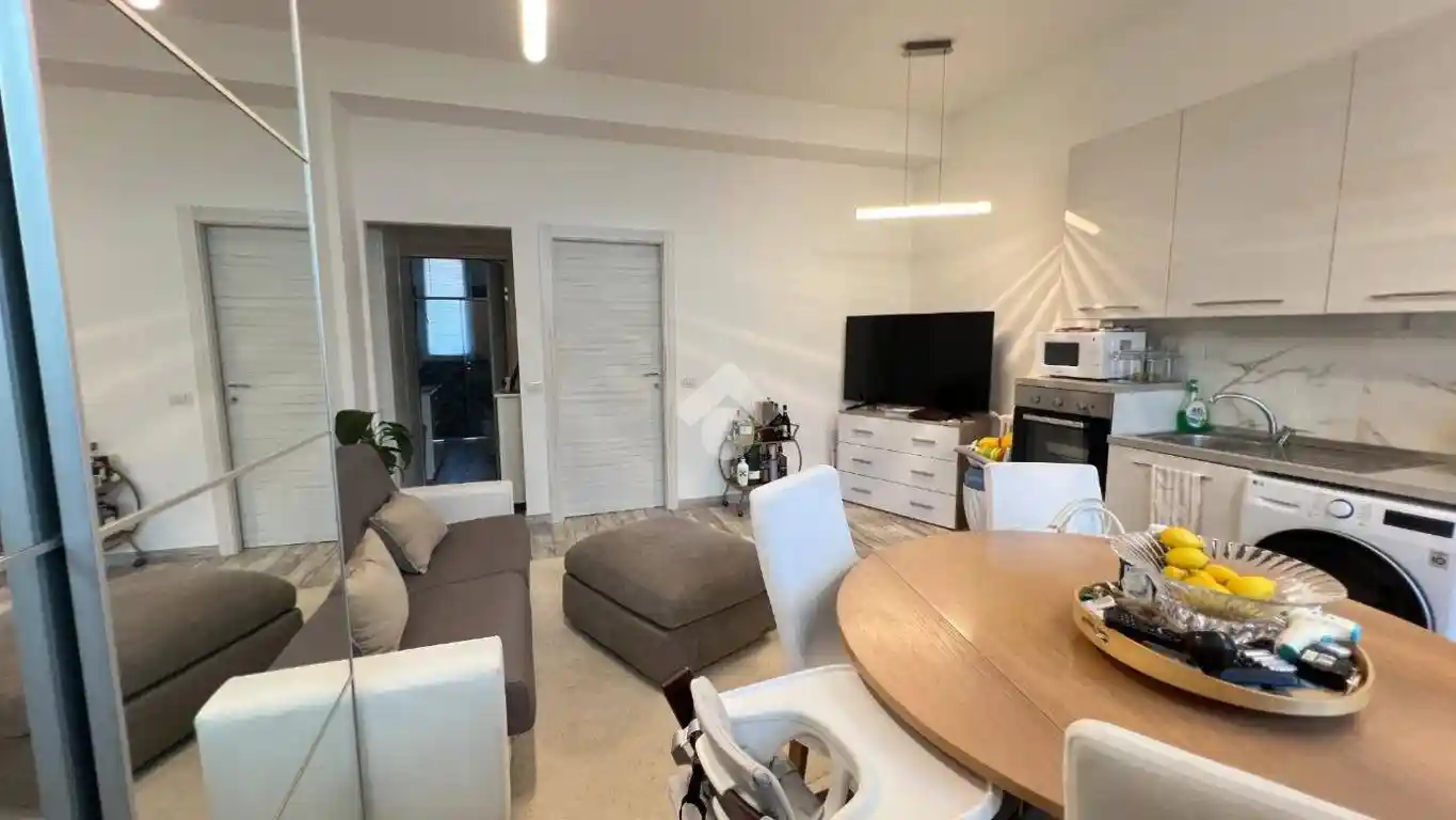 Appartamento in vendita a Novate Milanese