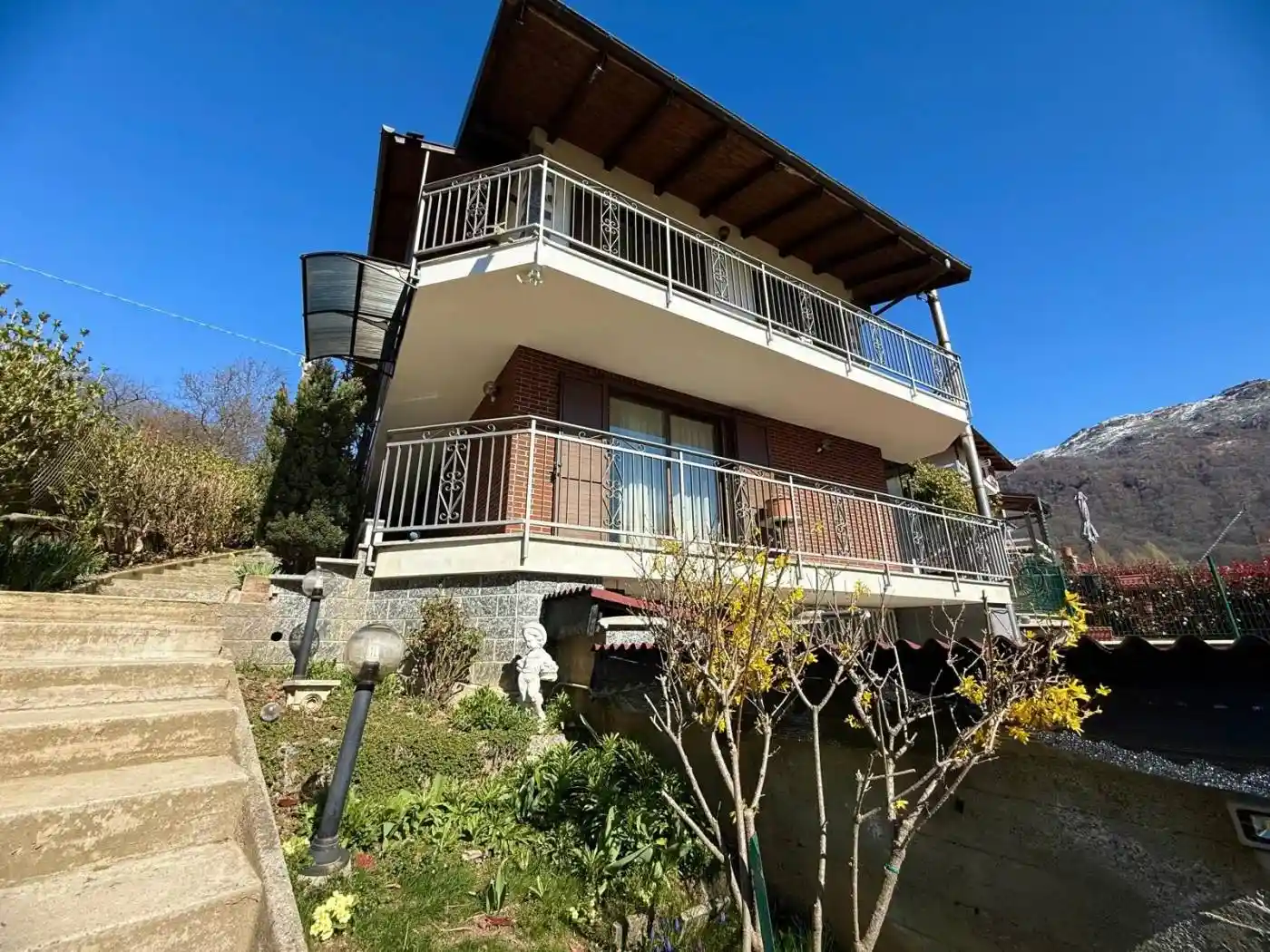 Villa in vendita a Corio