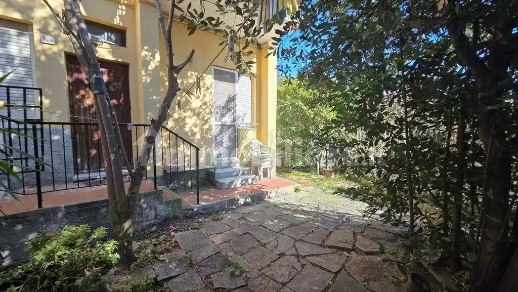 Appartamento in vendita a Celle Ligure