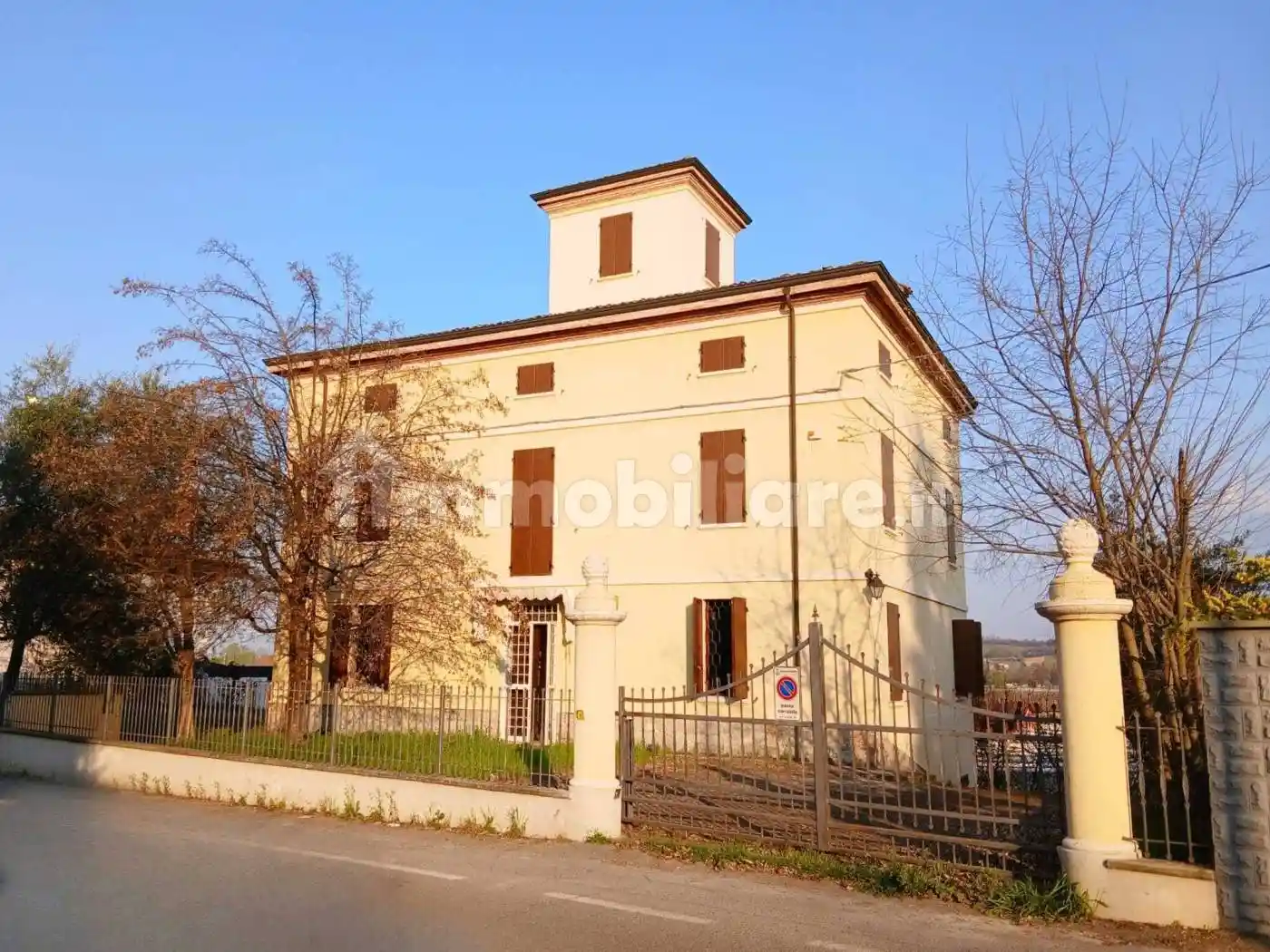 Villa in vendita a Vignola