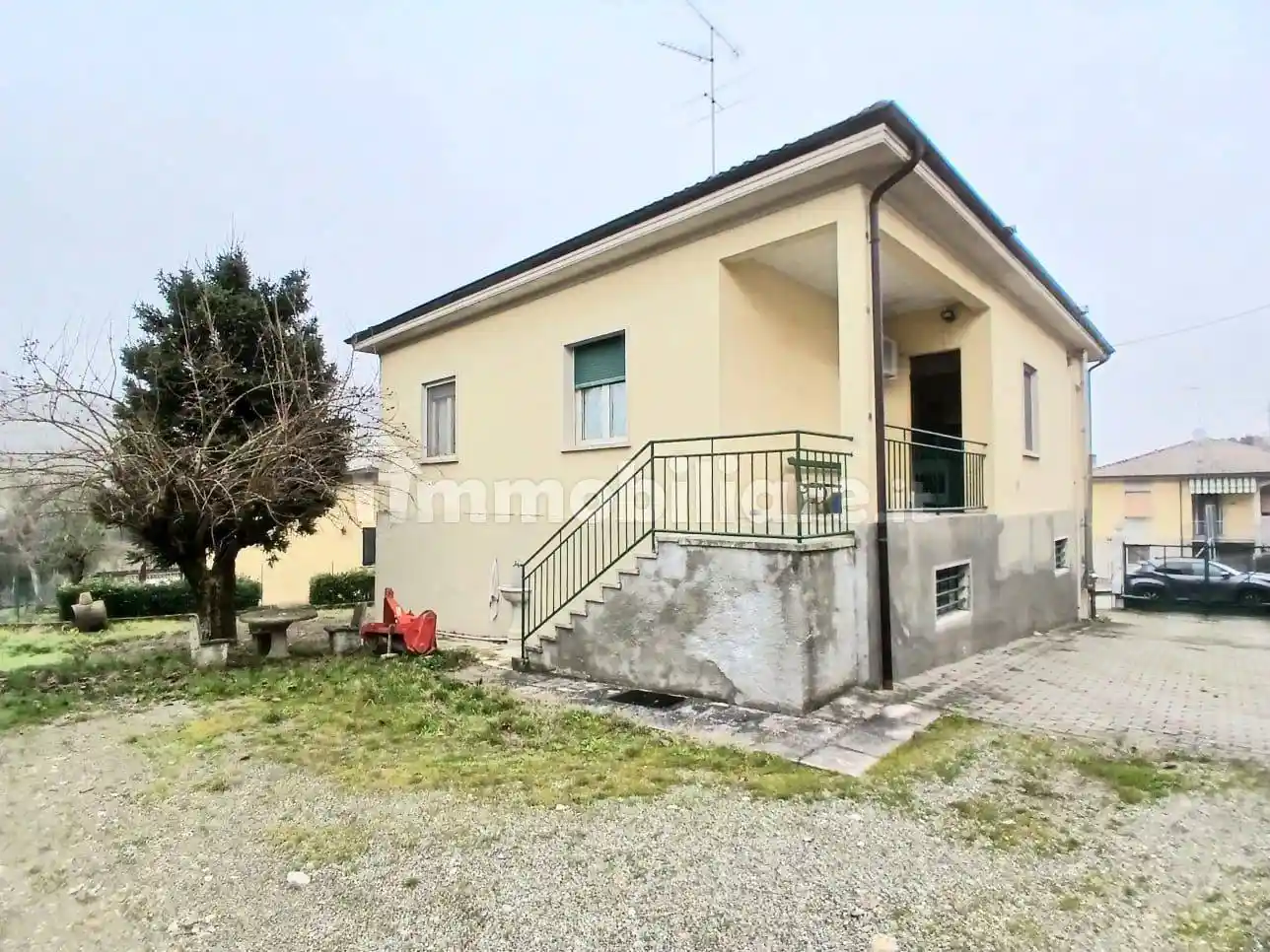 Villa in vendita a Torricella Verzate