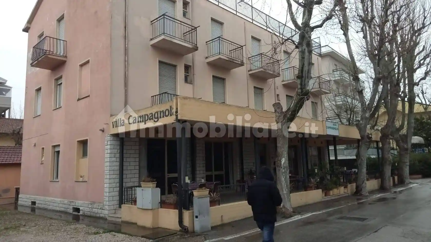 Palazzo - Edificio in vendita a Bellaria-Igea Marina