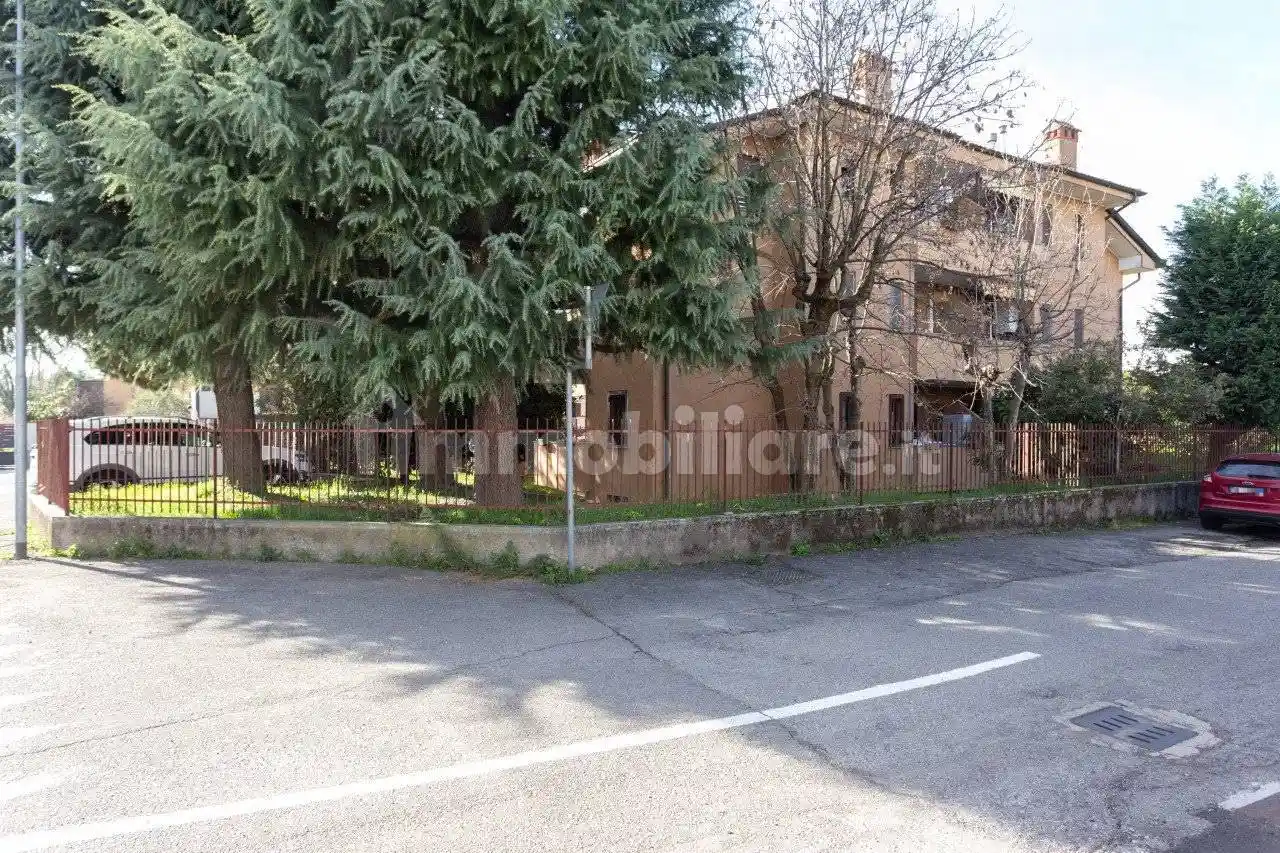 Appartamento in vendita a Rho