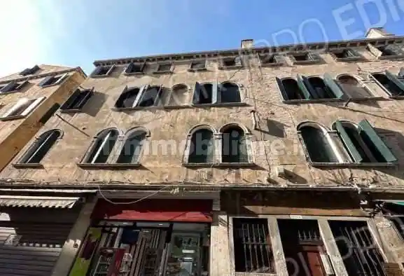 Appartamento in vendita a Venezia