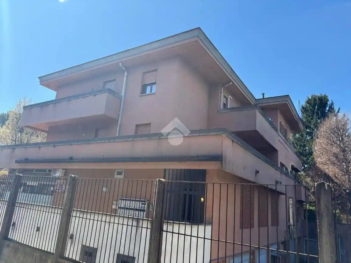 Appartamento in vendita a Lentate sul Seveso