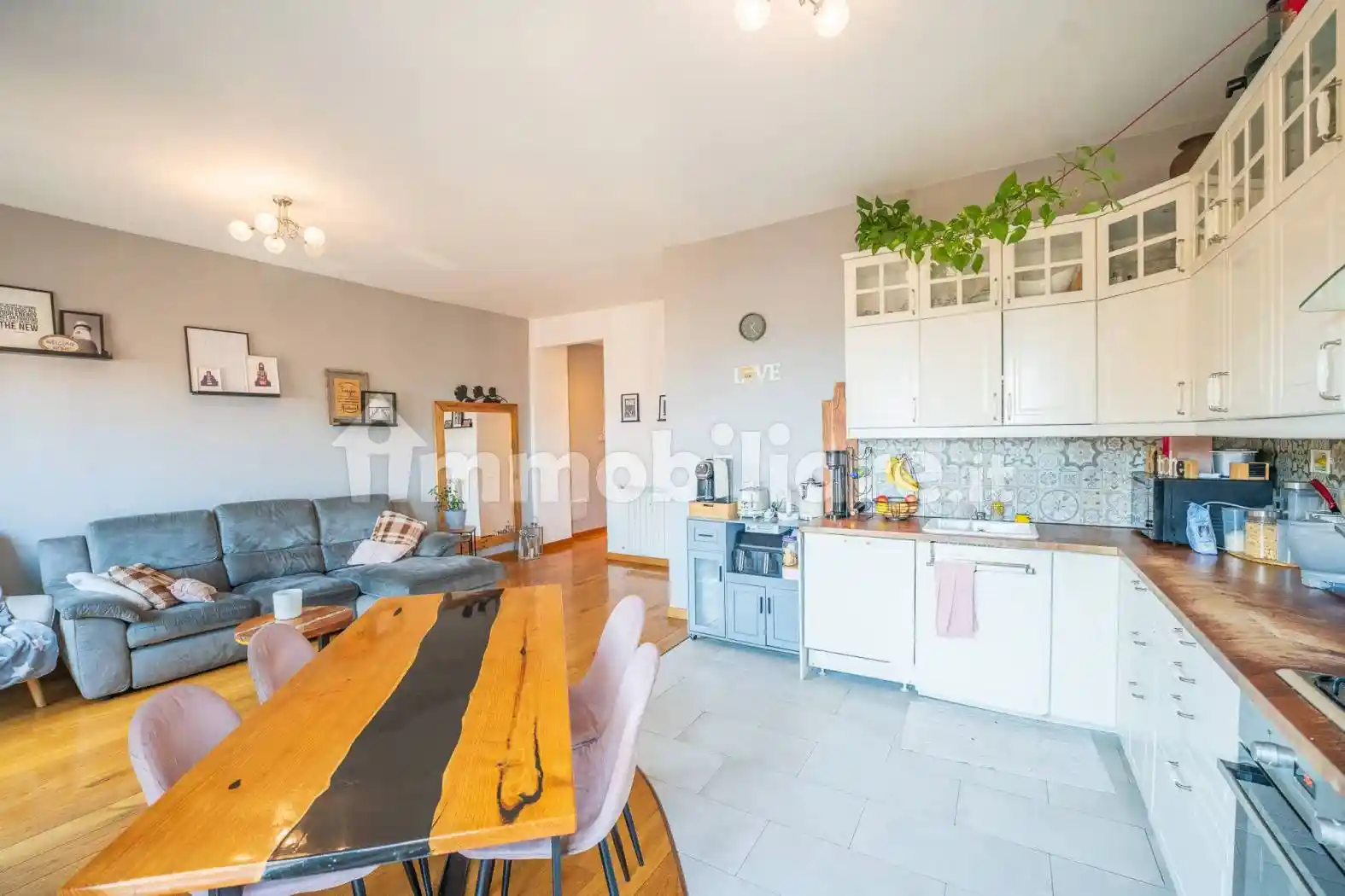 Appartamento in vendita a Imperia