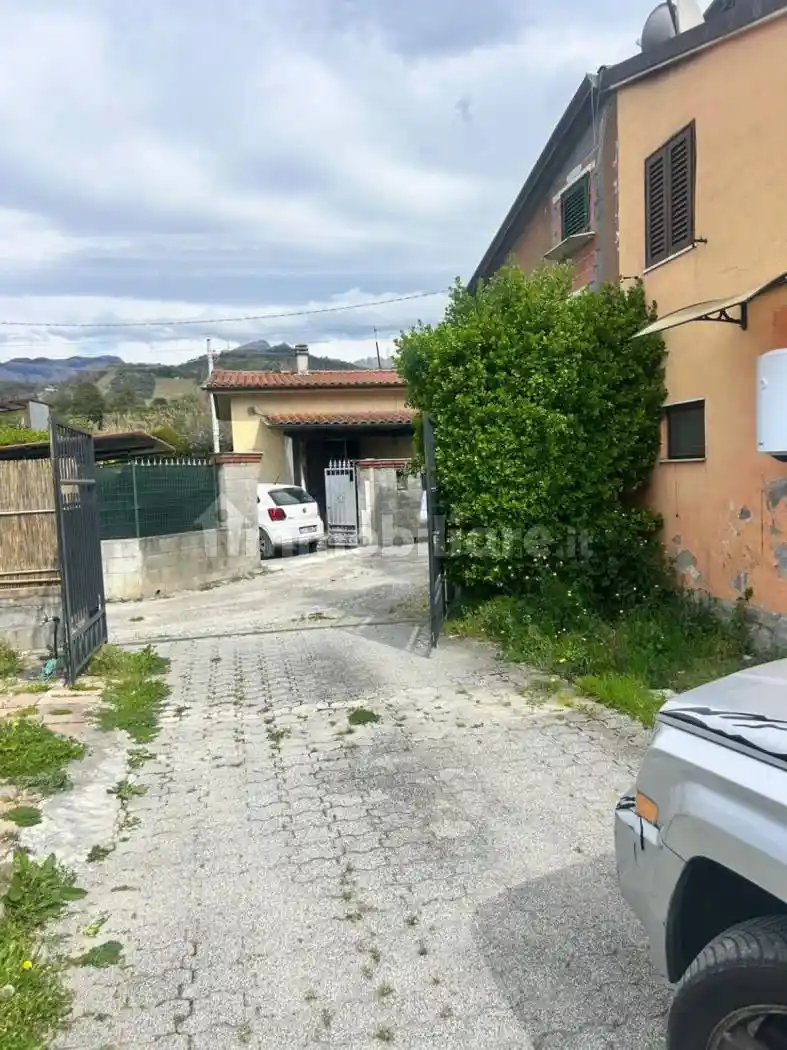 Appartamento in vendita a Massa