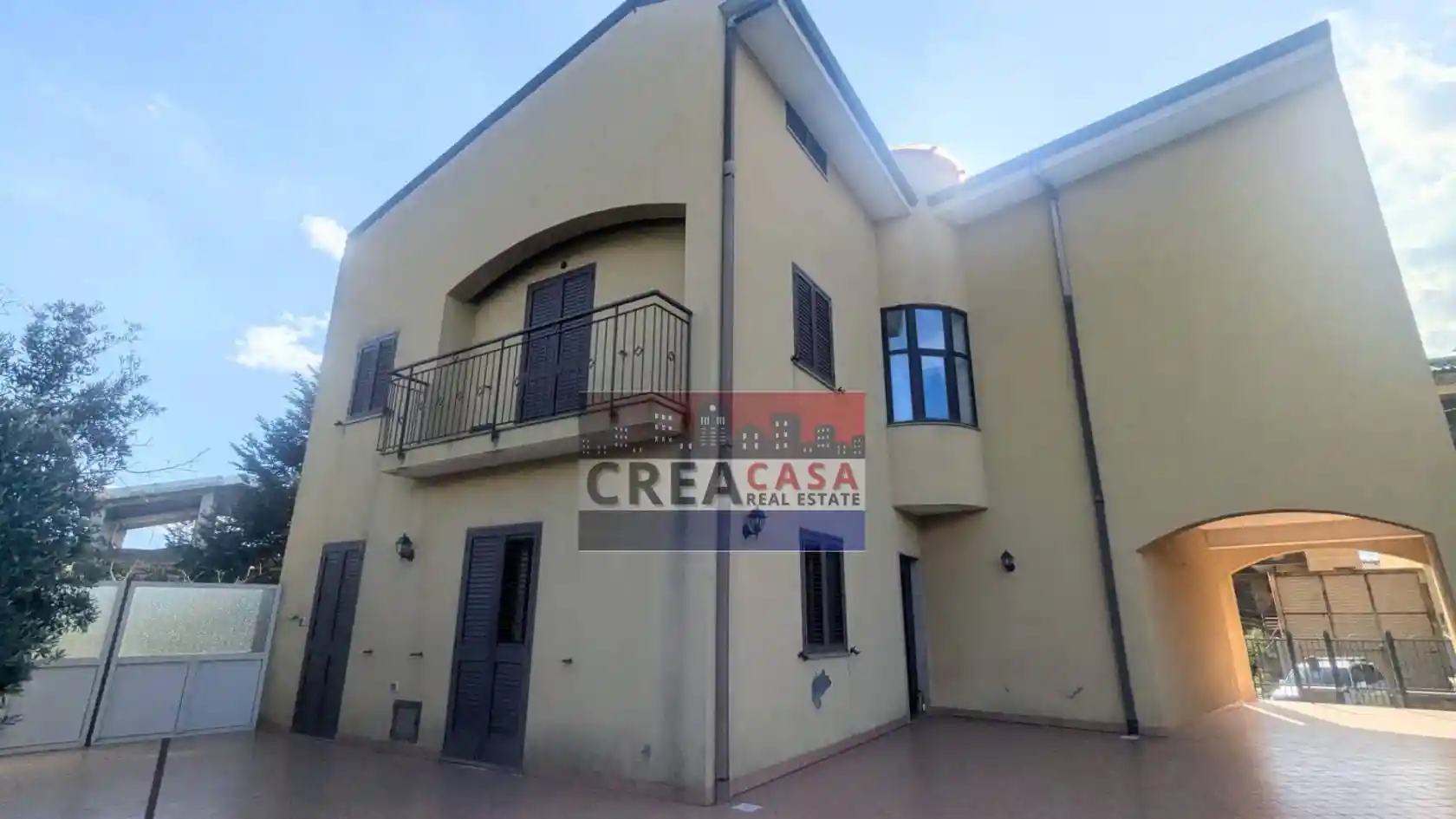 Villa in vendita a Piedimonte Etneo