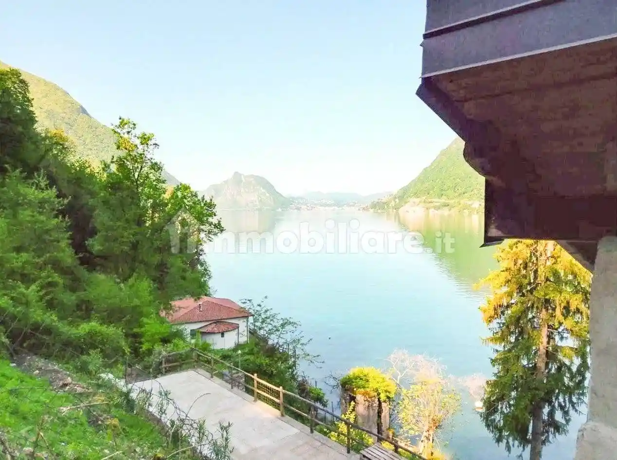 Villa in affitto a Valsolda