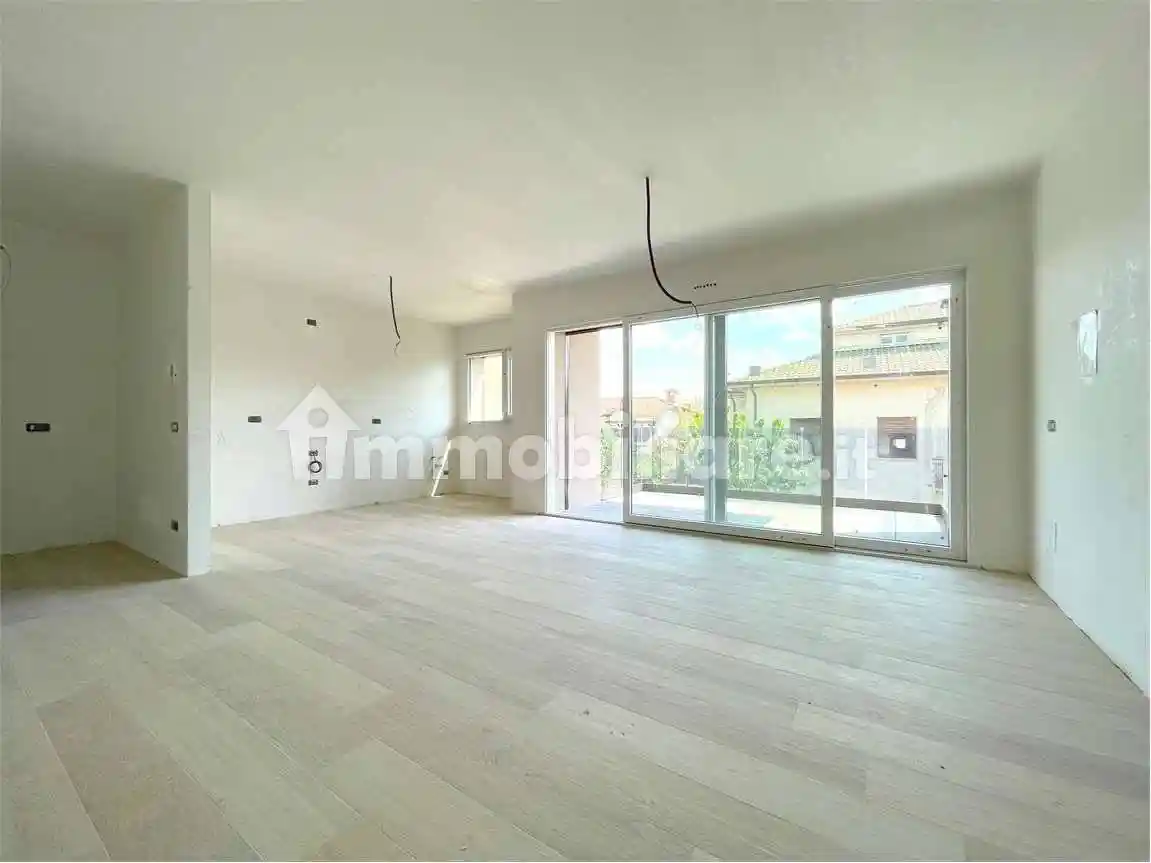 Appartamento in vendita a Lomazzo