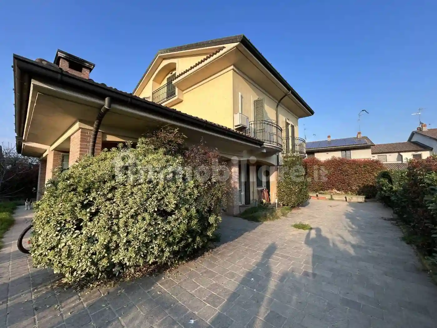 Villa - foto 2