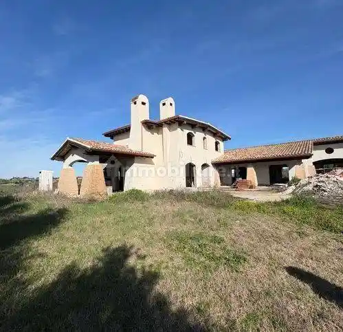 Villa in vendita a Pomezia