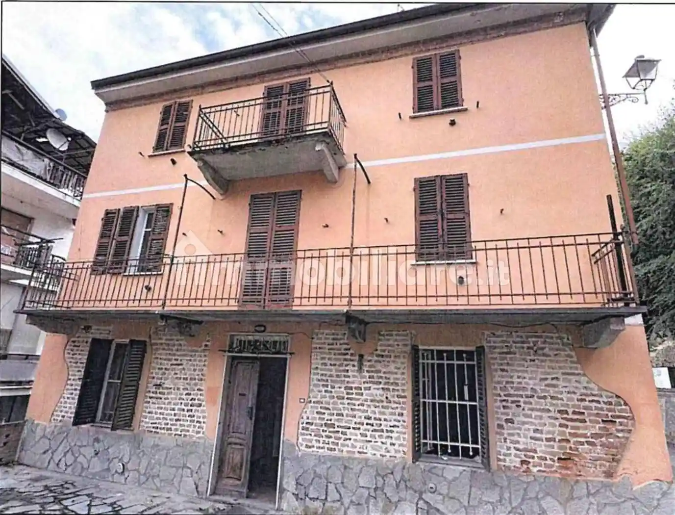 Appartamento in vendita a Castelletto Molina