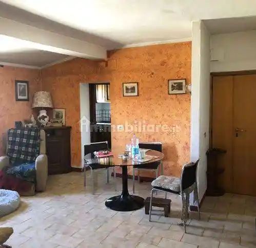 Appartamento in vendita a Roccastrada