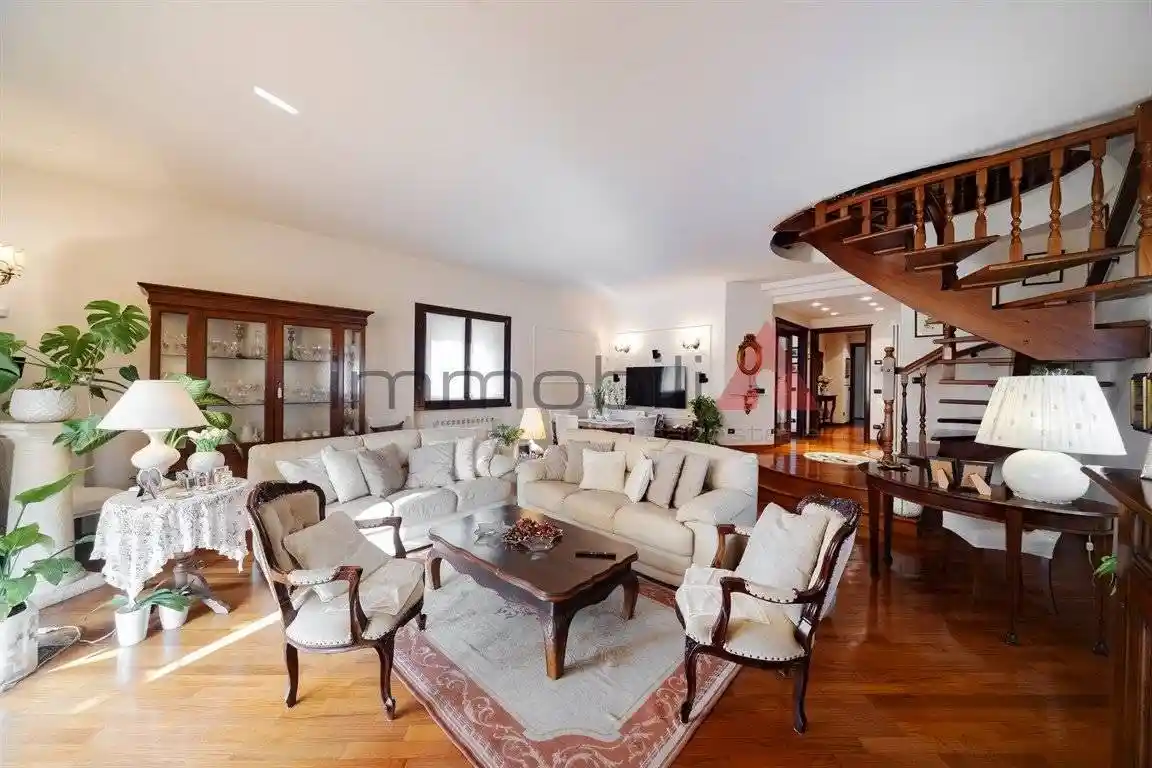 Attico - Mansarda in vendita a Nova Milanese