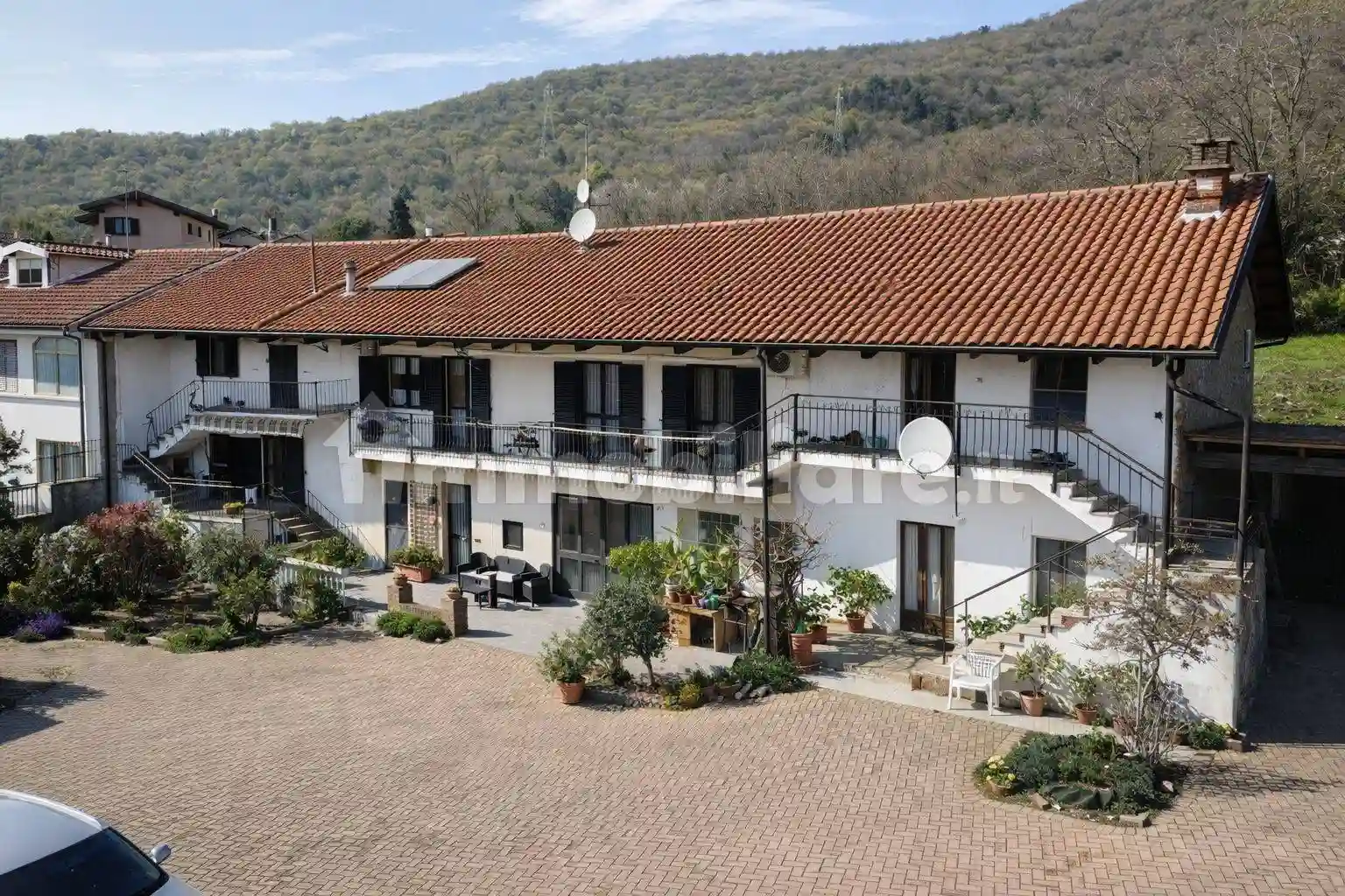 Villa - foto 2