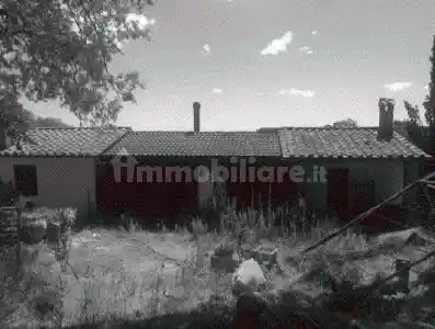 Casa indipendente in vendita a Scansano