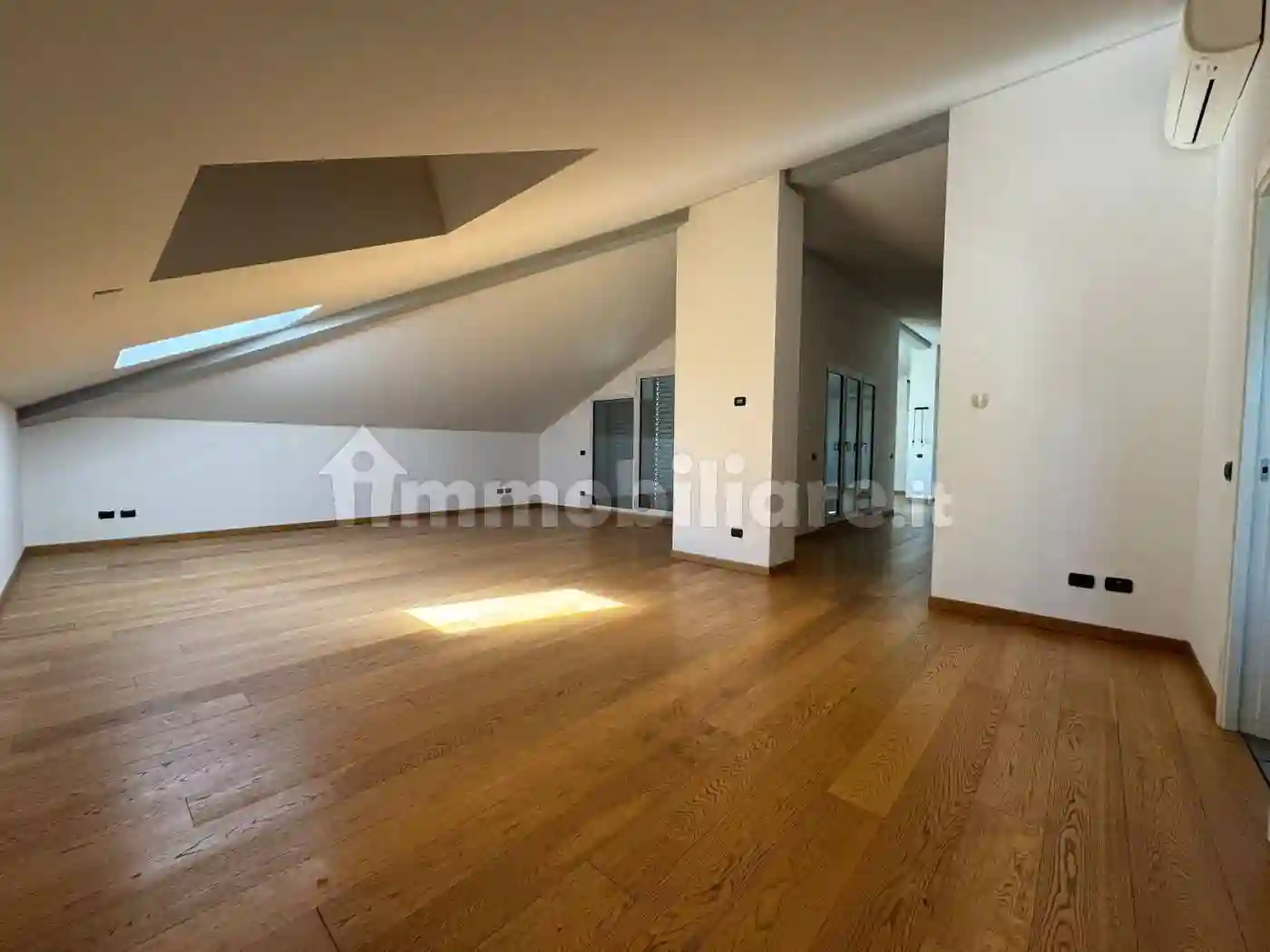 Attico - Mansarda - foto 2