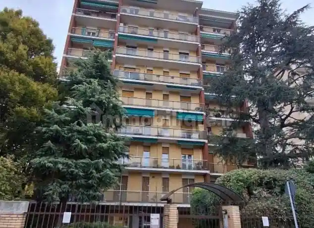 Appartamento in vendita a Desio