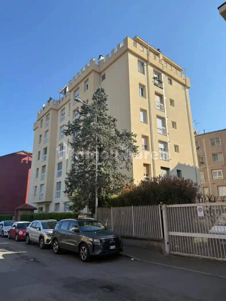 Appartamento in affitto a Opera