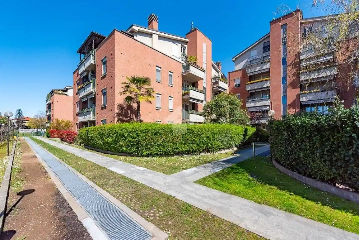 Appartamento in vendita a Lainate