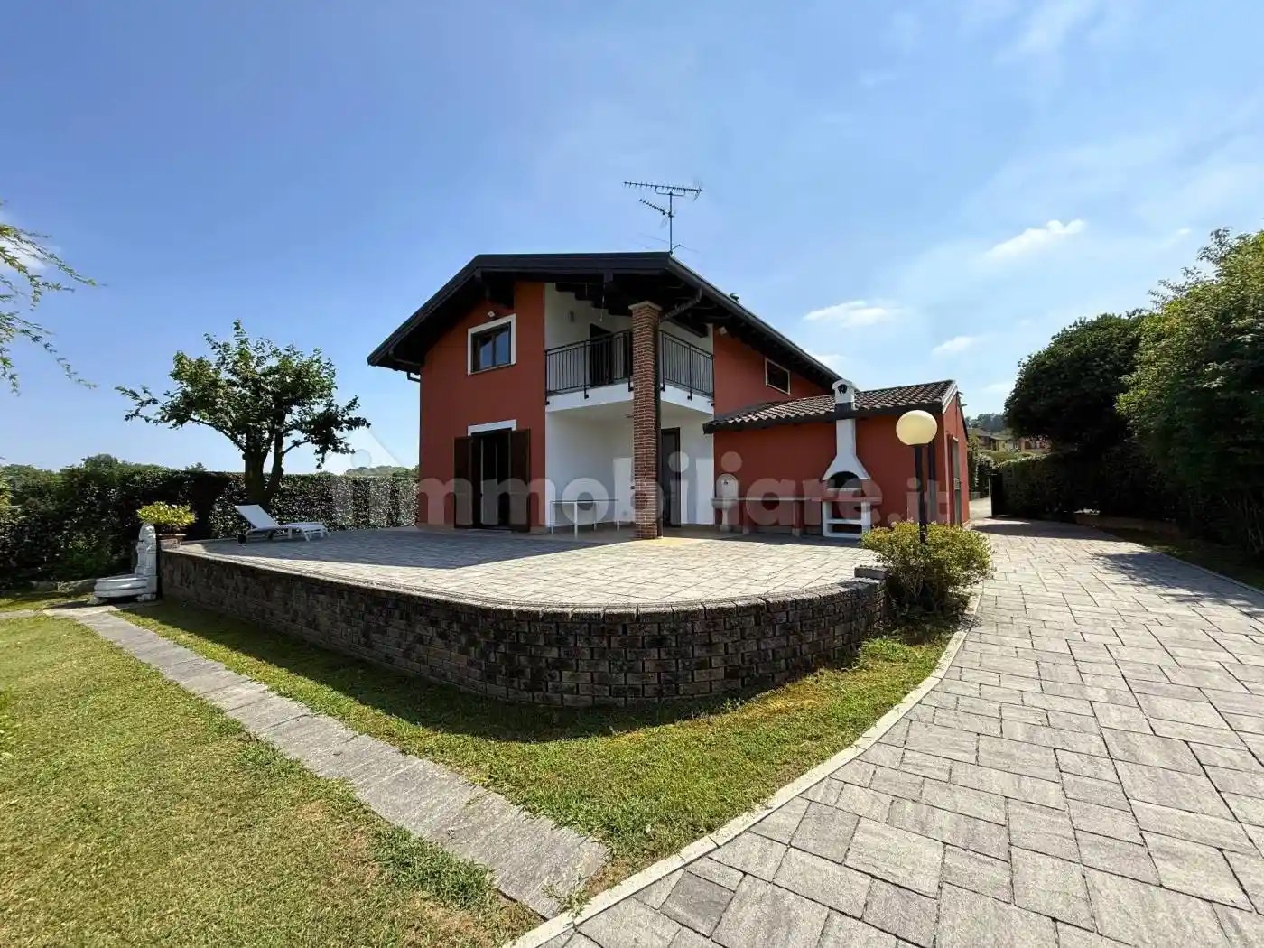 Villa in vendita a Castelletto Sopra Ticino