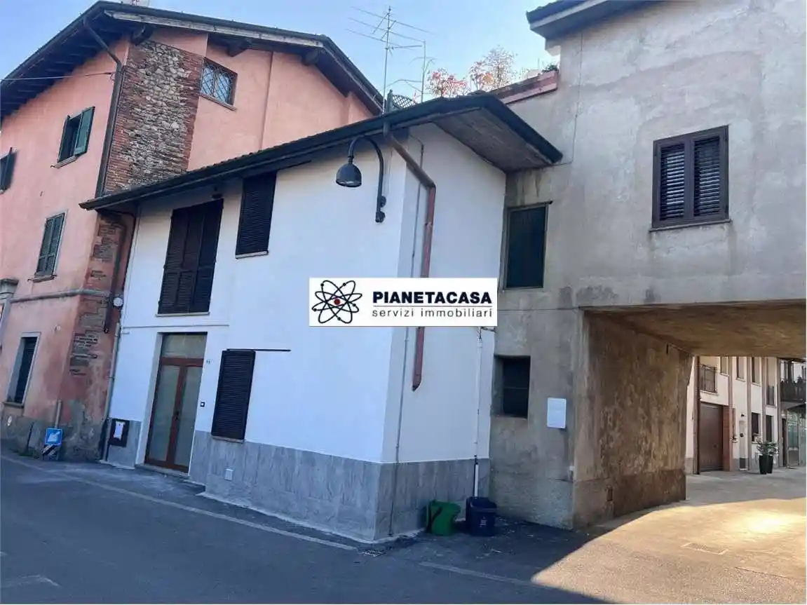 Casa indipendente in vendita a Osio Sotto