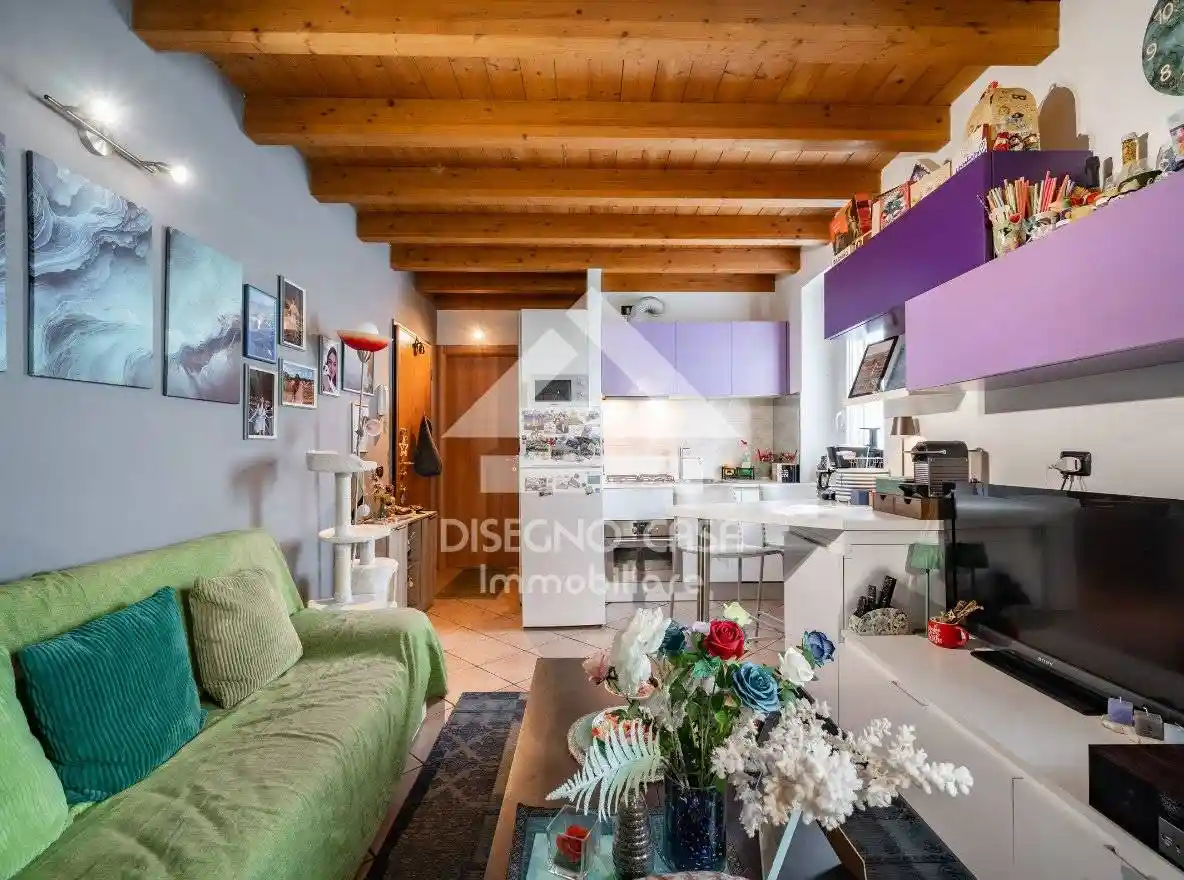 Appartamento in vendita a Valmadrera