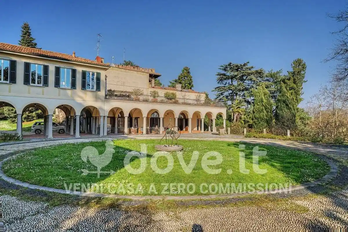 Appartamento in vendita a Besana in Brianza