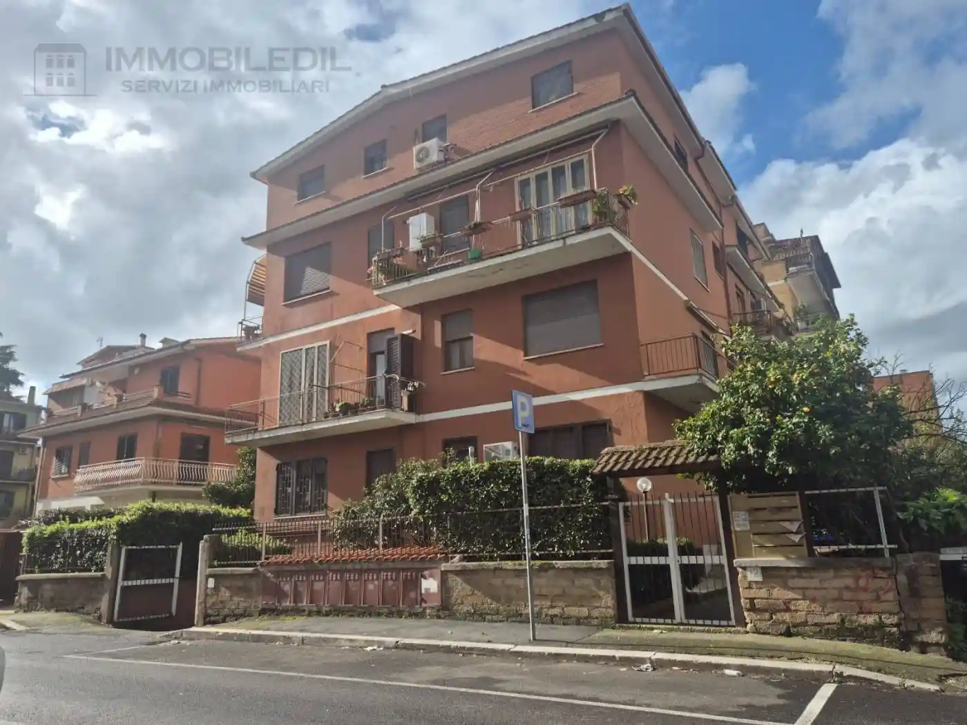 Appartamento in vendita a Roma