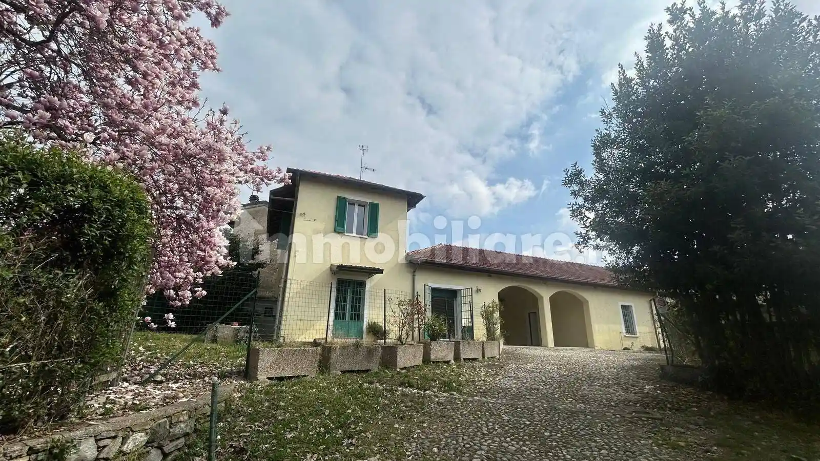 Villa in vendita a Somma Lombardo
