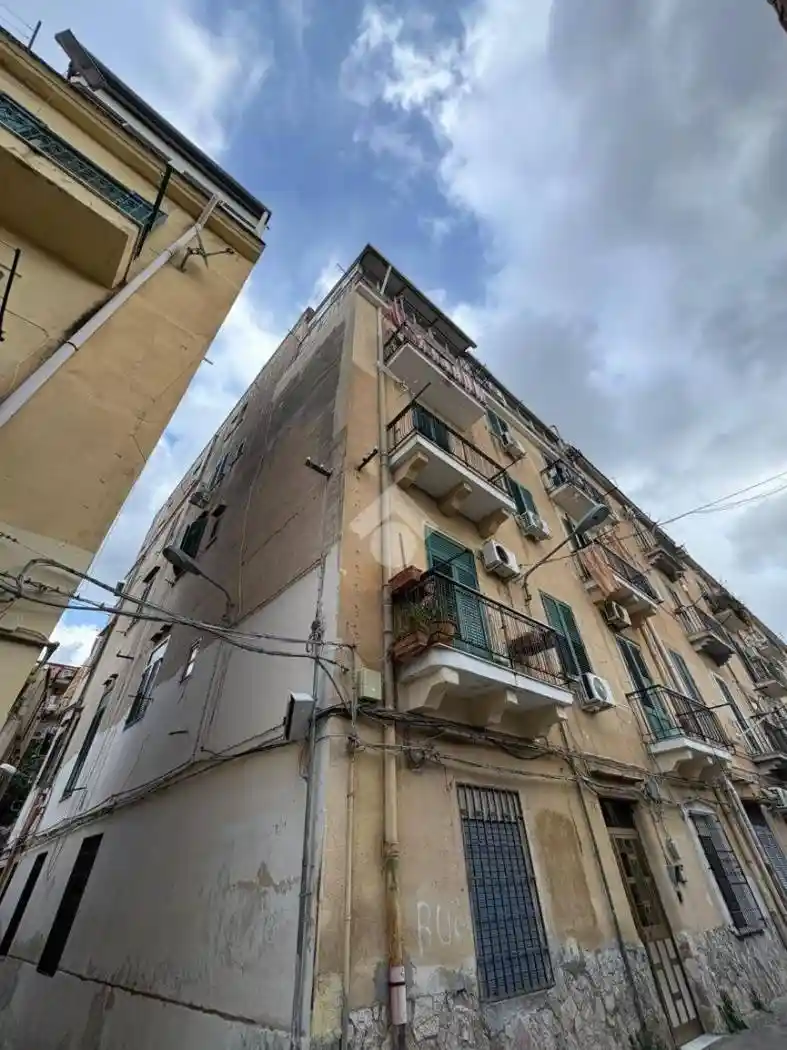 Appartamento in vendita a Palermo