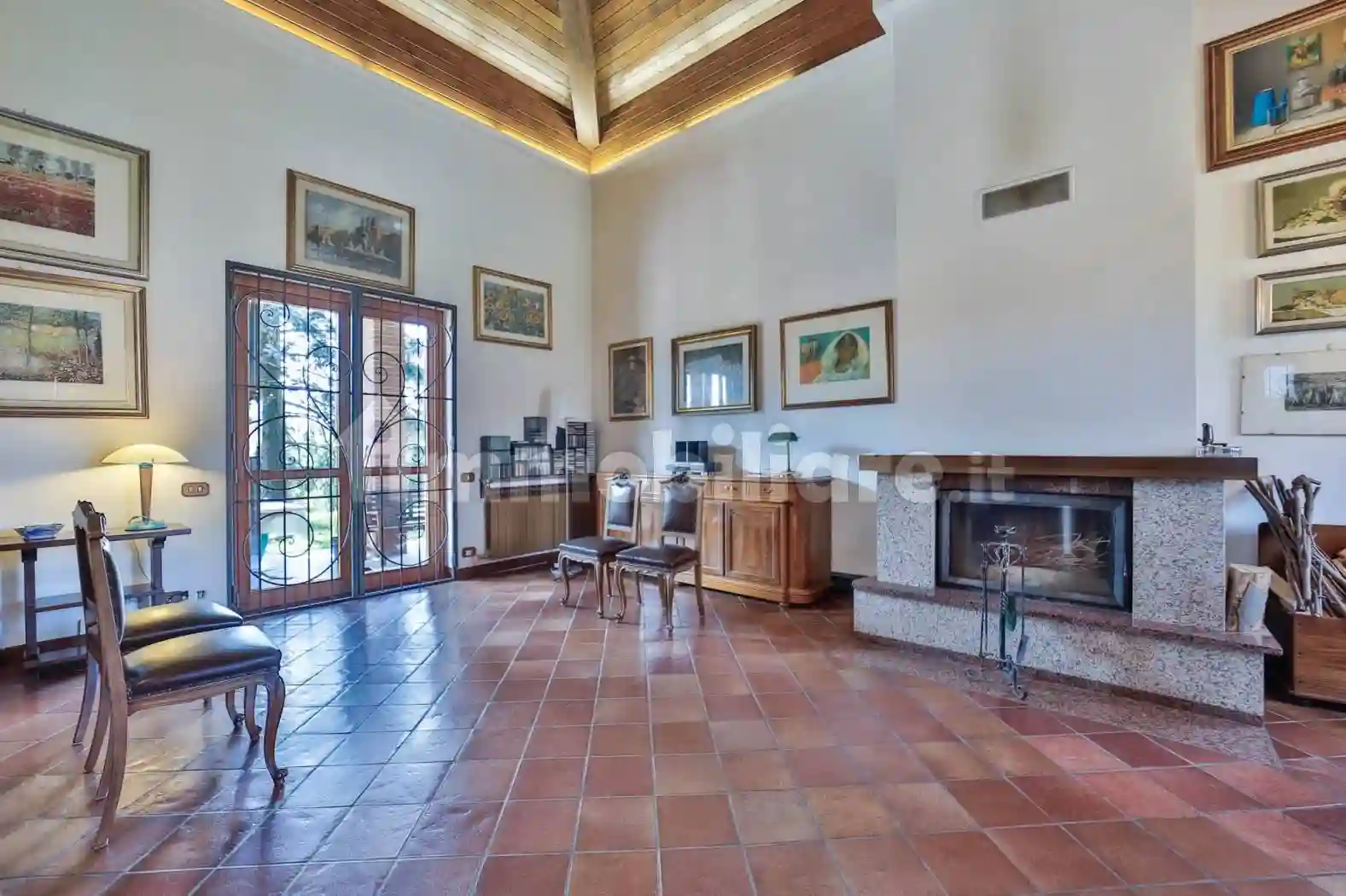 Villa - foto 2